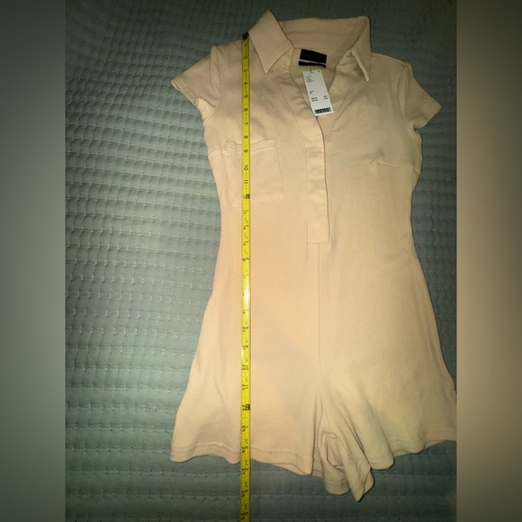 Urban Outfitters Beige Ribbed Collared Short Sleeve Romper – Size XS. NWT - Picture 6 of 13
